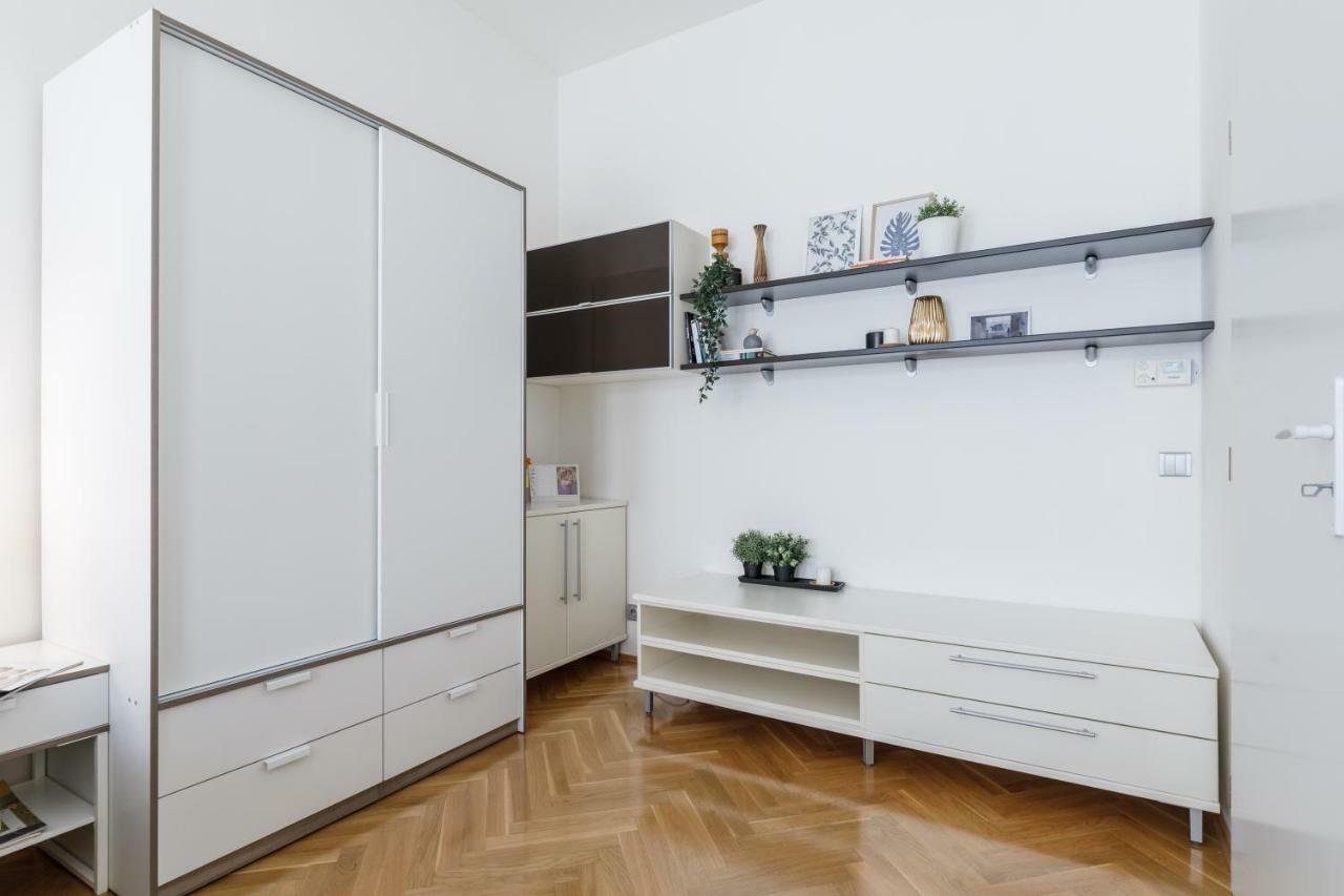 Art Apartments Prague II Exterior photo